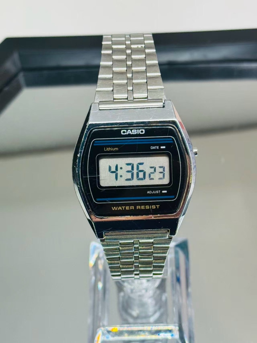 Vintage Casio Digital Men’s Watch Water Resist Quartz 33mm New Battery Runs